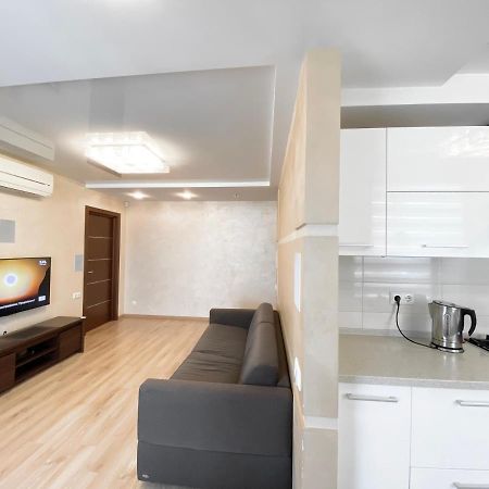 2-Bedroom Apartment Most City Area, Ekaterynoslav Square Dnipro Exterior foto